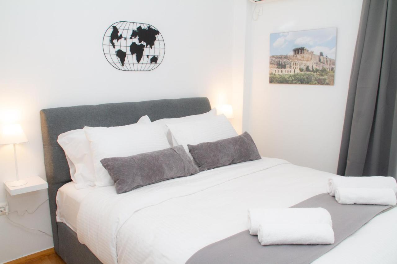 Acropolis Luxurious Legacy Apartment